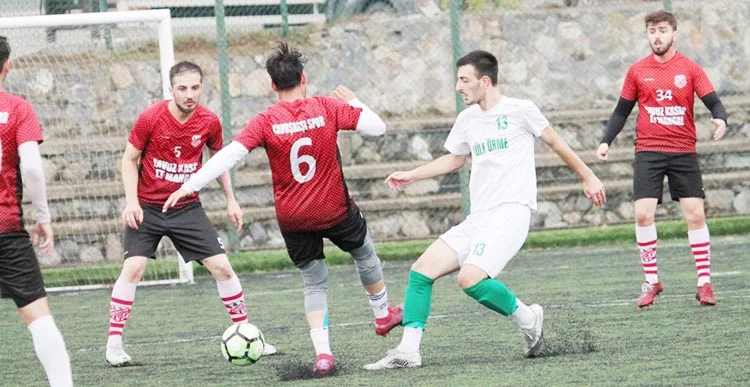 Beykoz’un, İstanbul Spor Amatör Ligdeki iki temsilcisinin karşılaştığı adres Çavuşbaşı