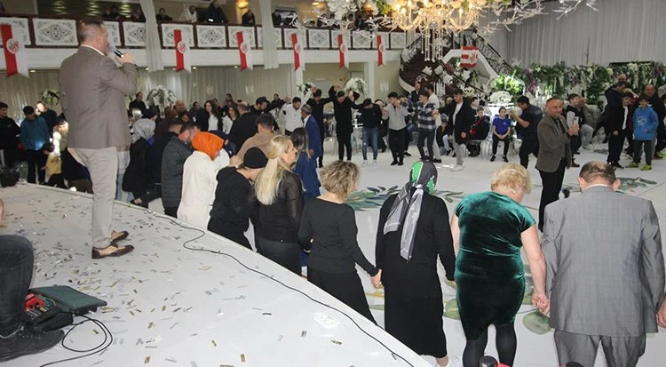 Çavuşbaşıspor şampiyonluğunu kutladı 3 cavus 3 Mcg0m9H7kU