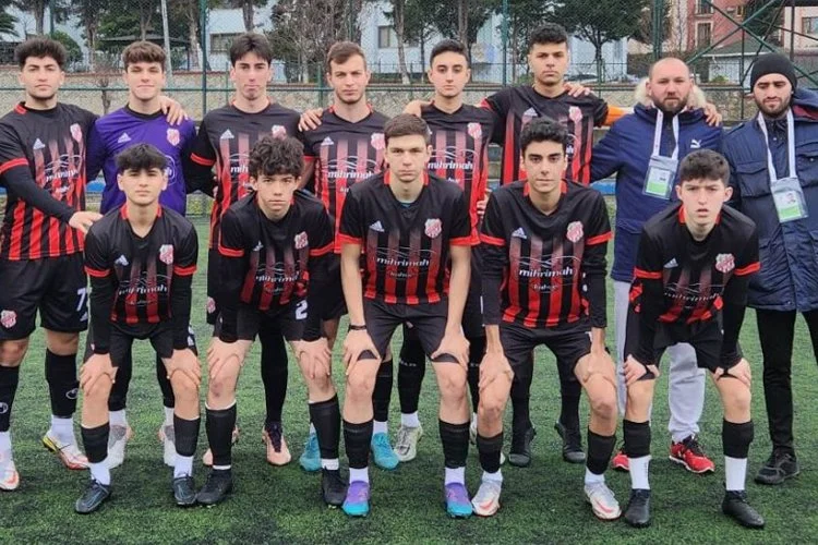İstanbul Amatör Ligleri U18 Yaş Kategorisi 42.Grubunda mücadele eden Beykoz