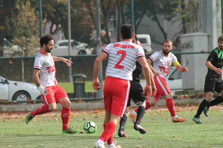 İstanbul 1. Amatör liginin Beykoz Ekiplerinden olan Çavuşbaşıspor, Orhanlıspor deplasmanından