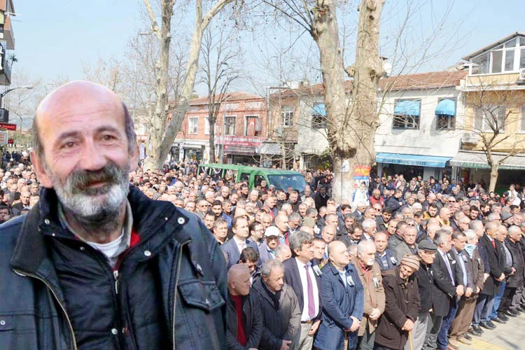 Beykoz'un tanınmış isimlerinden Şerafettin Şaban, Paşabahçe Merkez Camisi'nde düzenlenen cenaze