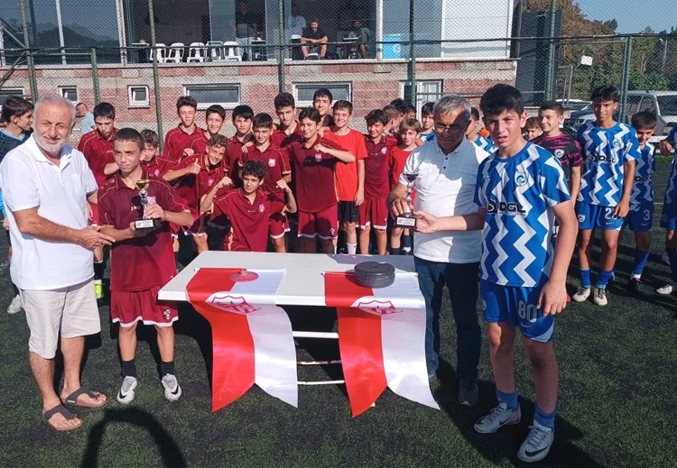 Beykoz’dan yeni yıldızlar çıkaran turnuva 3 cavusba DS6HOi q C