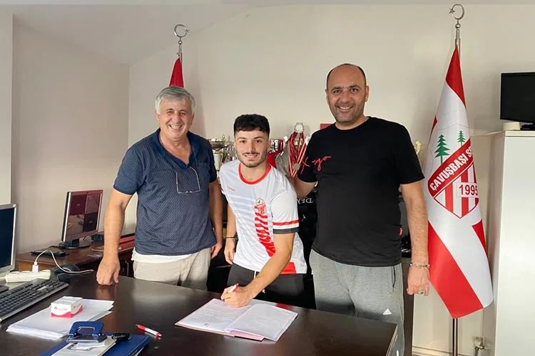 Beykoz’un İstanbul Süper Amatör Lig temsilcilerinden Çavuşbaşıspor'da yeni sezon kadrosu