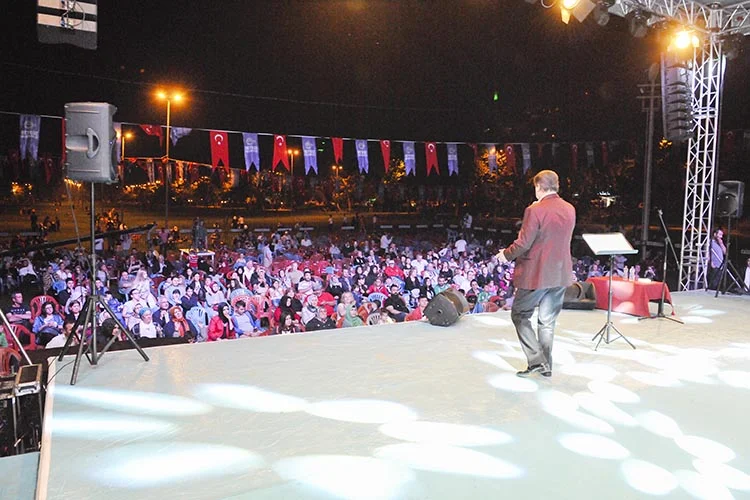 Beykoz Belediyesi’nin, Beykoz Çayırı’nda Ramazan ayına özgü etkinlikleri her akşam