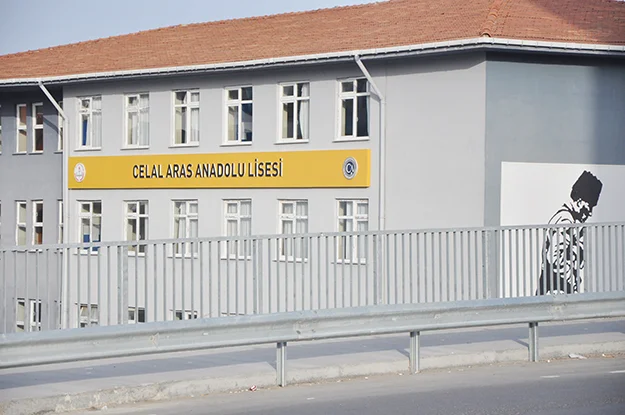 Türkiye'nin en önemli işadamlarından birisi olan Celal Aras, ölümünün 7.