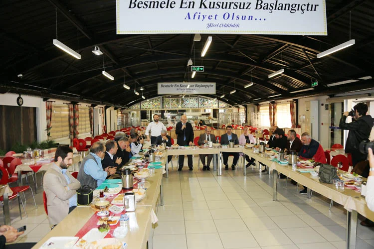 celikbilek gazetecilerin sorularini yanitladi 5 hIVSA63gmo