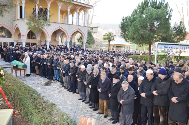 Beykoz Belediyesi Meclis Üyesi Nevzat Oral'ın 83 yaşındaki babası İsmail