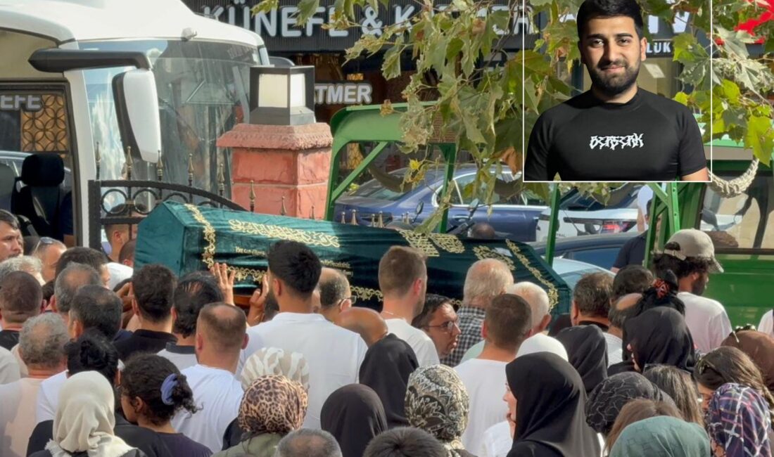 Beykoz'da Cuma Baturhan Yıldızturan, Rüzgarlıbahçe Merkez Camiisi'nde kılınan cenaze namazı