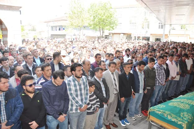 cenaze db sc 18 Y2O22 iyA9