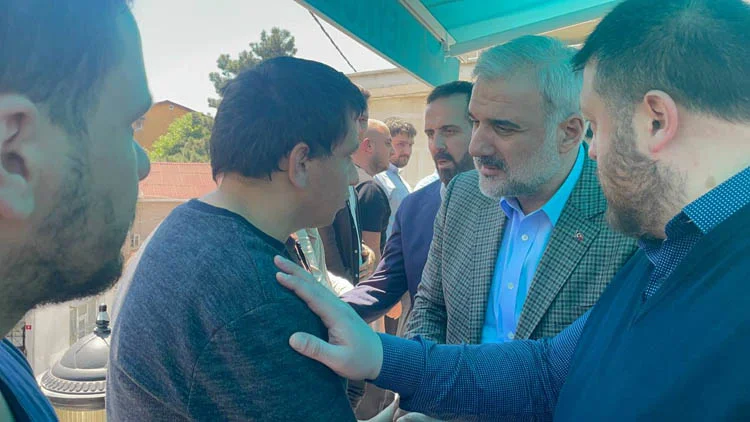 Saadet Partisi GİK Üyesi İbrahim Kalaycı, Beykoz Çiğdem Mahallesi'nde düzenlenen