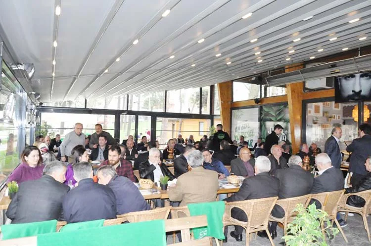 CHP Meclis Üyesi Adayı Temel Karadeniz’in organize ettiği kahvaltılı toplantıya