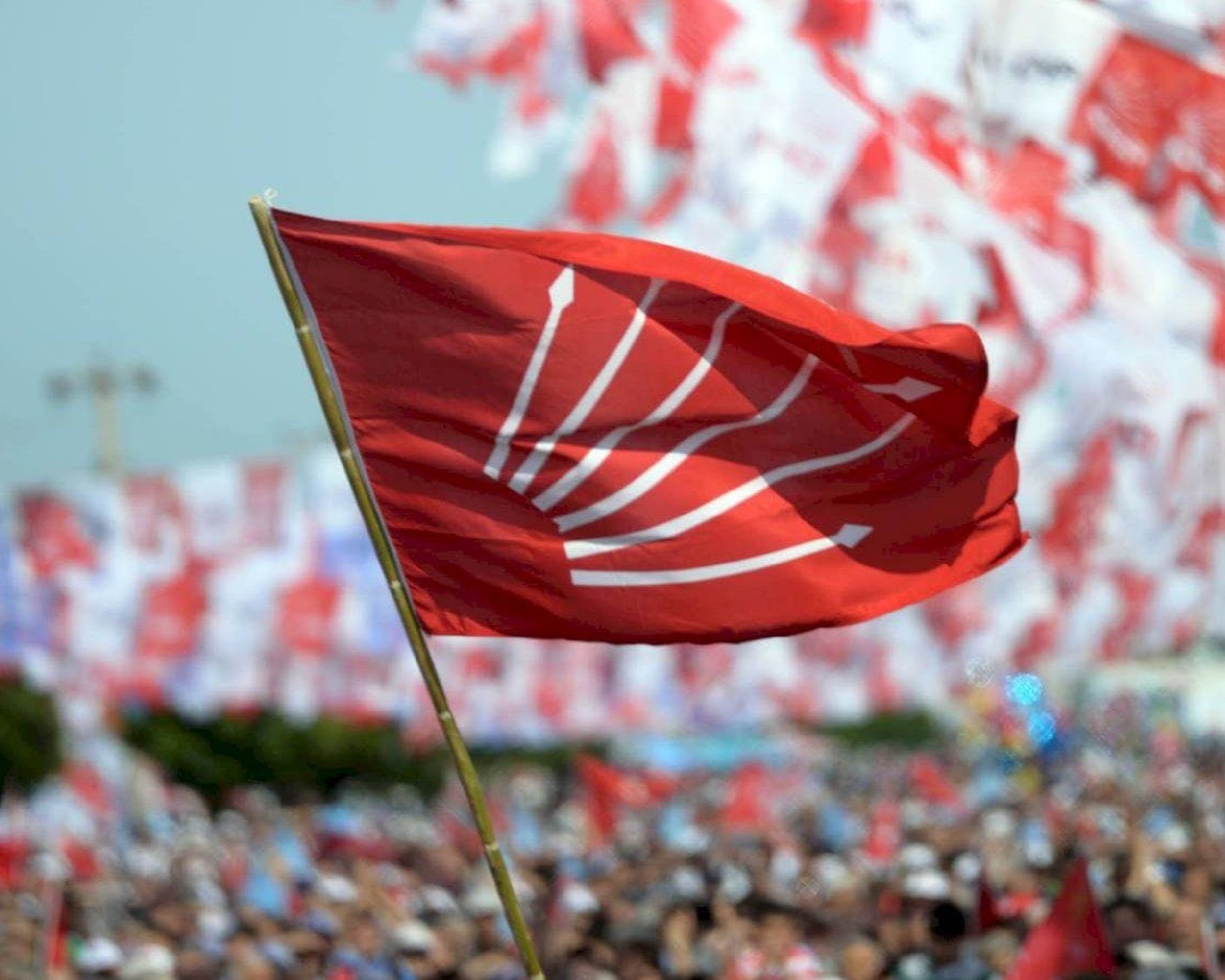 CHP Genel Merkezi'nin açıkladığı takvimle başlatılan kongre sürecinde ilk aşama