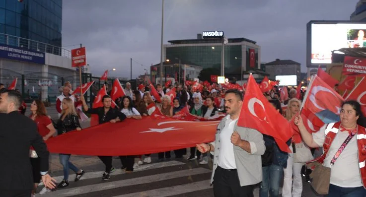 CHP Beykoz'dan 100. yıla yakışır fener alayı 2 chp9 TFchM4Gtaz