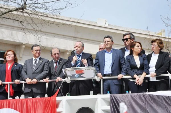 CHP Beykoz İlçe teşkilatı tarafından düzenlenen miting, Muhtarlar Derneği'nin gerçekleştirdiği