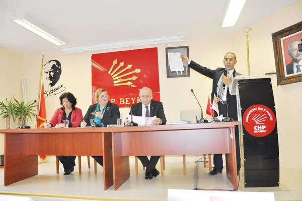 Dost Beykoz yazarlarının Beykoz Belediye Başkanı Yücel Çelikbilek’i konuk ettiği