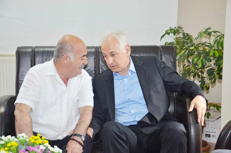 CHP Beykoz'dan Murat Aydın'a Yuşa cevabı 3 chp beykoz dan murat aydin a yusa cevabi 1 7EfTn4XRDp