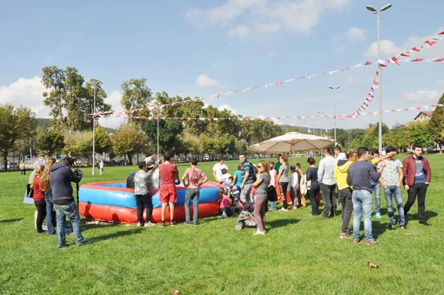 CHP Beykoz'un gençleri, geleceği kucakladı 2 chp genclik soleni 11 hvHU2hcbir