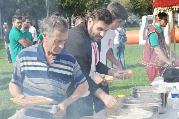 CHP Beykoz'un gençleri, geleceği kucakladı 3 chp genclik soleni