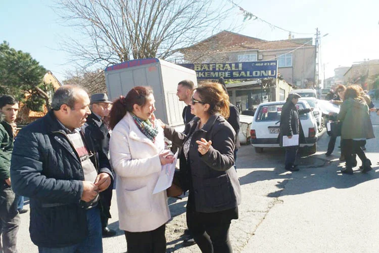 CHP Beykoz İlçe Kadın Kolları Başkanı Eylem Sabırhoşgör Uzuner, referandum