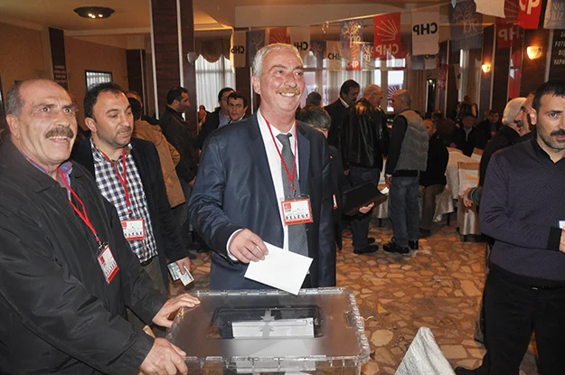 CHP’nin Beykoz’da mihenk taşlarından olan Aydın Düzgün son yapılan kongre