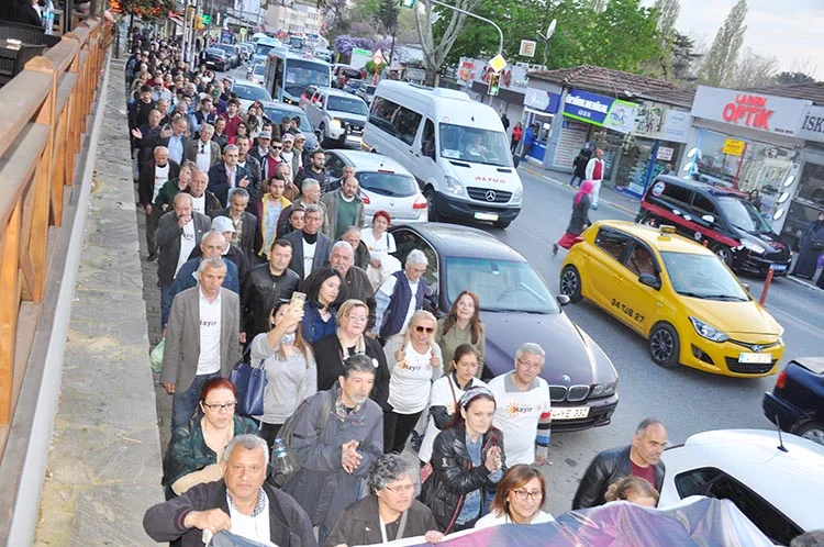 Türkiye’nin gündemini aylardır meşgul eden 16 Nisan Halk Oylaması bitse