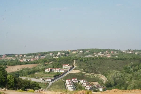 Beykoz Çavuşbaşı Çiftlik Mahallesi'nde, 5393 sayılı Belediye Kanunu'nun 81. maddesi