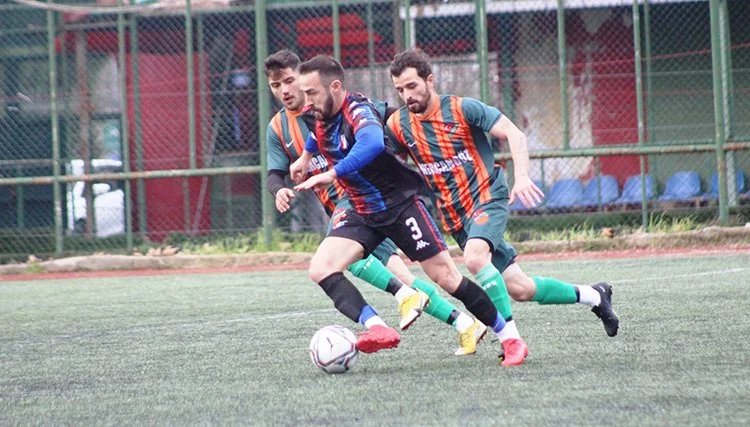 İstanbul 1. Amatör Lig 13. Grubunda orta sıralarda yer alan