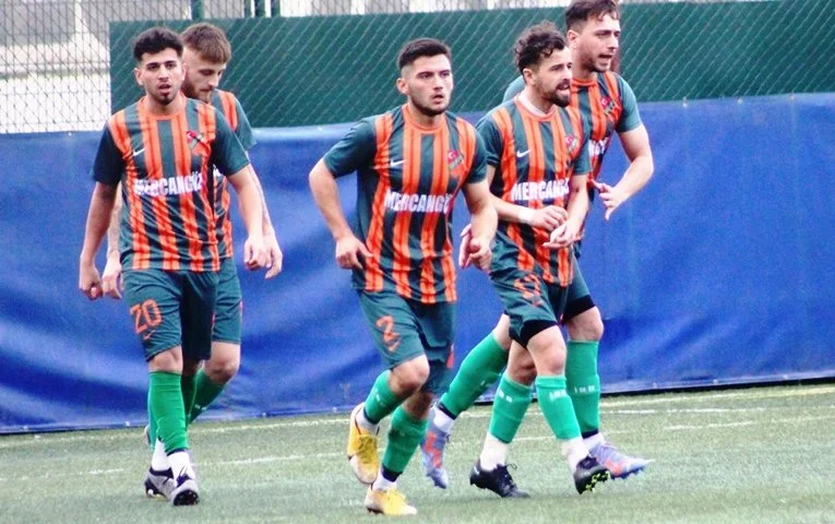 İstanbul 1. Amatör Lig 13. Grubunda orta sıralara demir atan