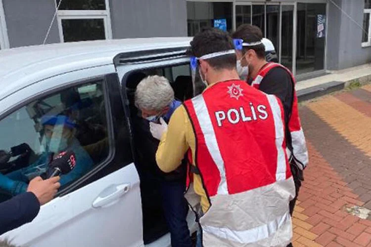 Dün gece saatlerinde Beykoz Çamlıbahçe’de meydan gelen olayda komsusun eşi