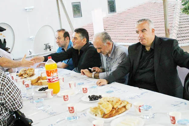 Çubukluspor'un iftar buluşması 2 cubuk ift Rp tW zbco