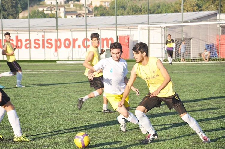 Çubukluspor, 1. Amatör Lig ekiplerinden Ataşehir Doğuşspor takımıyla Çavuşbaşı Stadı’nda