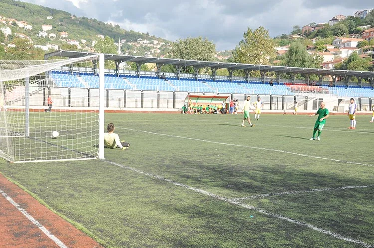 İstanbul Süper Amatör Lig ekiplerinden Çubukluspor 1. Amatör Lig ekiplerinden