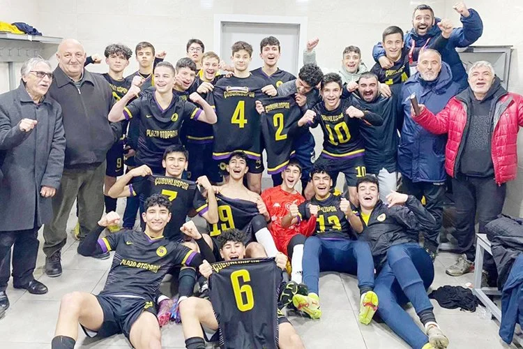 Beykoz’un altyapı takımları arasında en başarılı kulüplerden olan Çubukluspor'da 2022-23