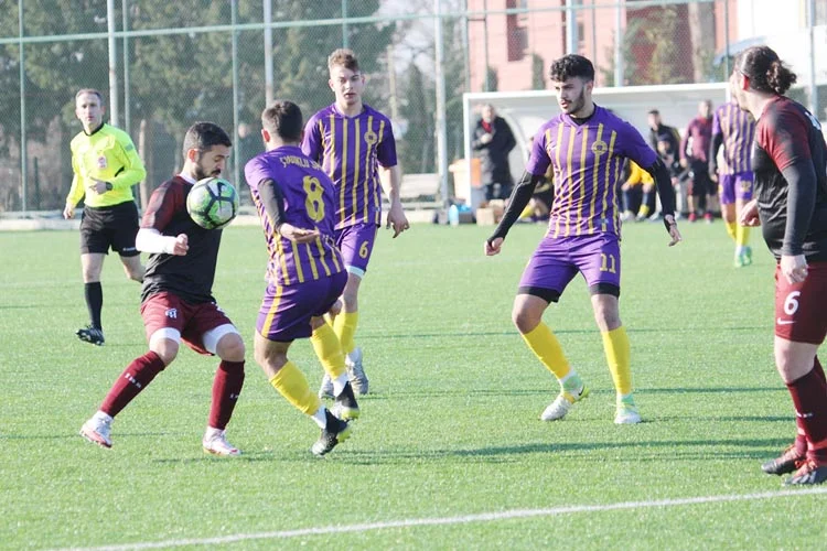 İstanbul SAL 4.Grubunda mücadele eden Çubukluspor, son sırada yer alan