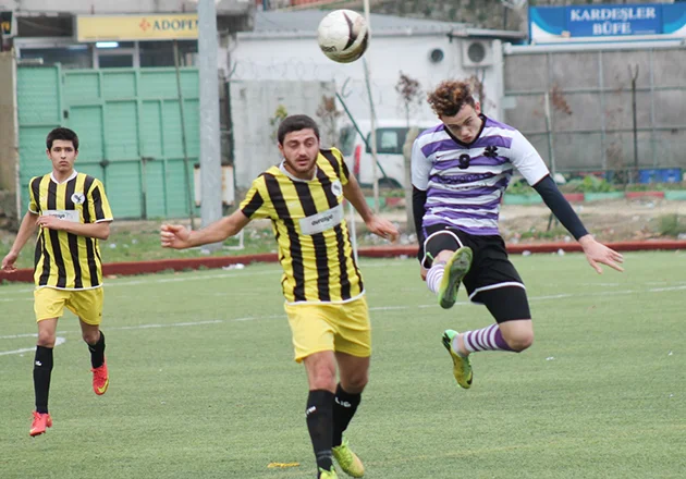 Grup lideri Çubukluspor, grubun rahat takımlarından Pendik Doğanspor ile Paşabahçe