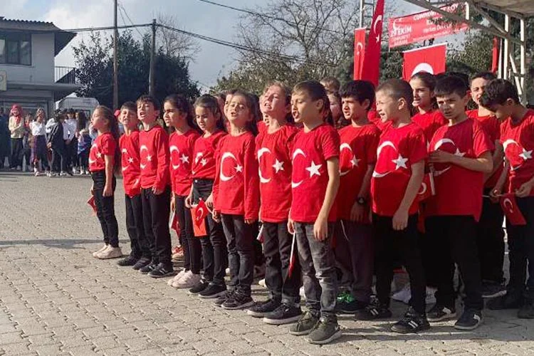 Beykoz’da bir çok bölgedeki Cumhuriyet Bayramı kutlamalarında ilgi çeken bir