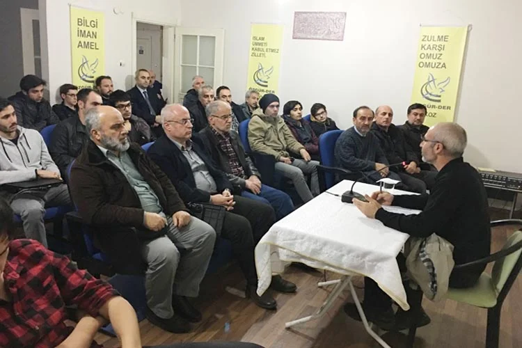 Özgür-Der Beykoz şubesinde Oktay Altın’ın sunumuyla “Fıkıh ve Günümüz Meselelerine
