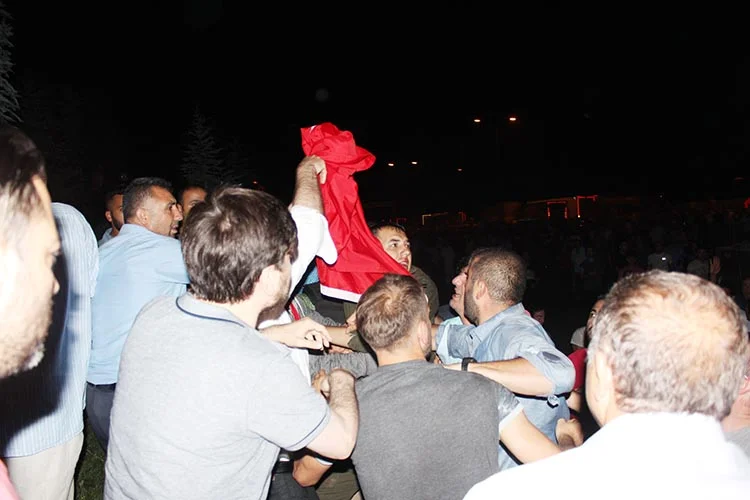 darbe dava 12 hWU3 wqz J