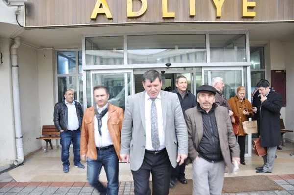 Halk davasına sahip çıkmadı 4 dava 8 sub 1aWlTJNveZ