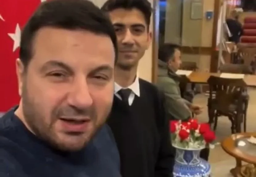 Karadenizli sanatçı Davut Güloğlu, Beykoz'da yemek için Kavacık Mangal'ı tercih