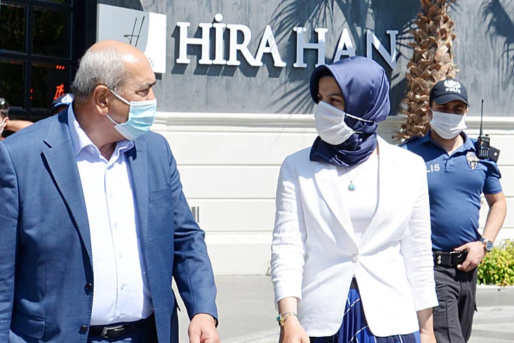 Daha önce magazin dünyasında Demet Akalın'a ait olduğu iddia edilen