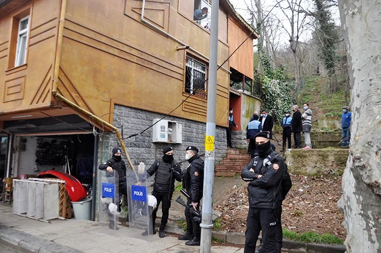 demir beyk uGMBLrWwRf