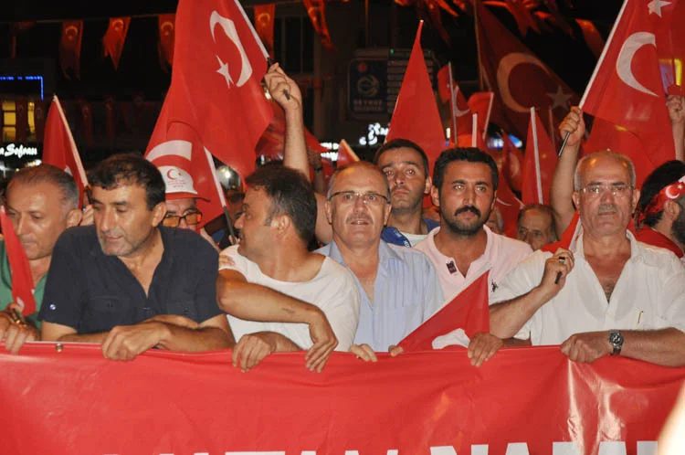 demokrasi nobeti radyo 27 vgM3qoGtwv