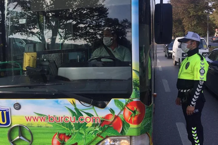 Beykoz’da kamu kurum ve kuruluşları pandemi denetimlerini aralıksız sürdürüyor. Emniyet