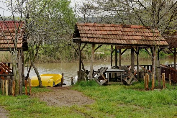 Beykoz Belediyesi Zabıta ekipleri, vatandaşların mesire alanlarında daha huzurlu vakit