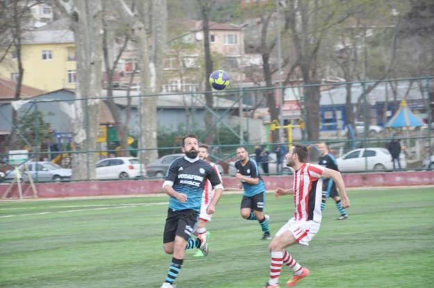 Beykoz ekibi Denizcilik İşletmeleri, Ortaçeşme Stadı'nda konuk ettiği İstanbul Sitespor’a