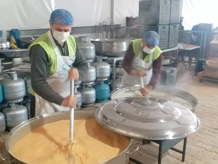 Beykoz Belediyesi 330 personeliyle deprem bölgesinde 2 deprem 5 5GgvjPQRFf