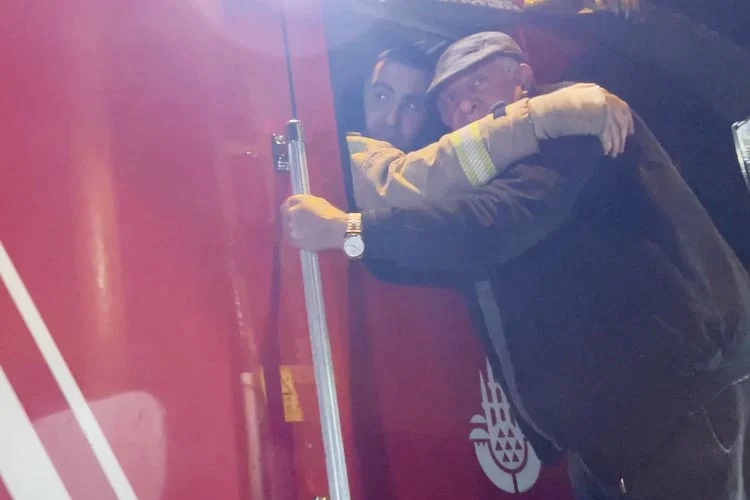 Yağmur Beykoz’u fena vurdu… Dereler taştı, toprak kaydı 1 dere 2 UTFLBMO v5