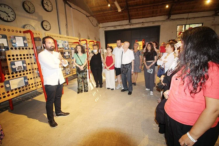 deri kundur CzXDtNQIYZ