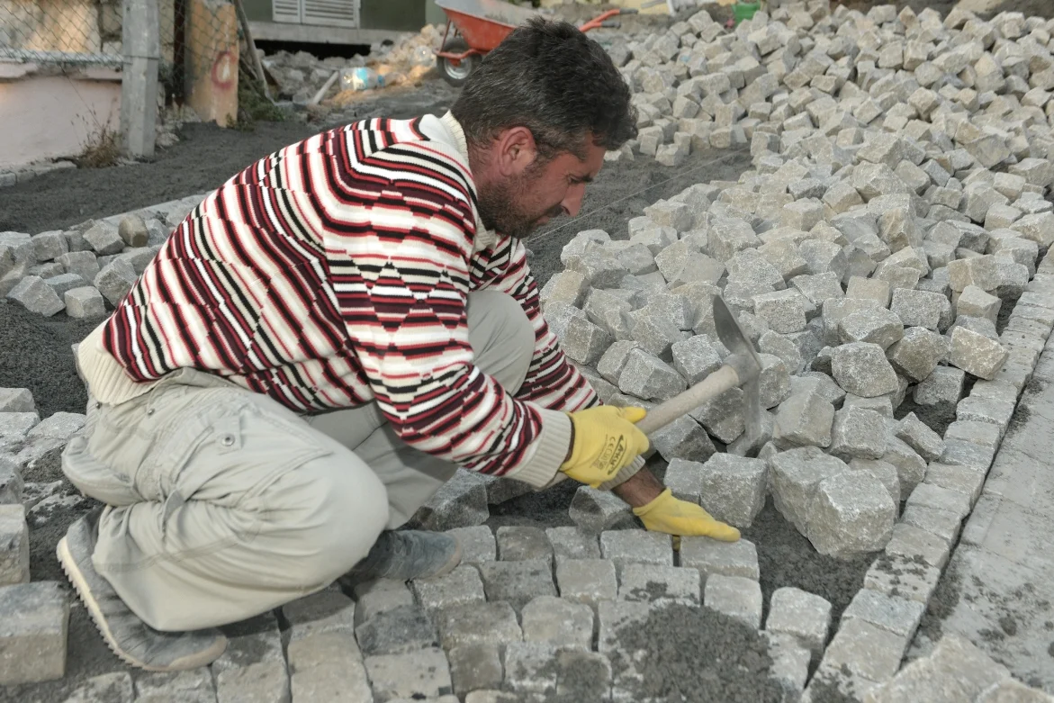 Beykoz’un şirin, mütevazı sokaklarına ev sahipliği yapan Yalıköy Mahallesi’nin Derikundura